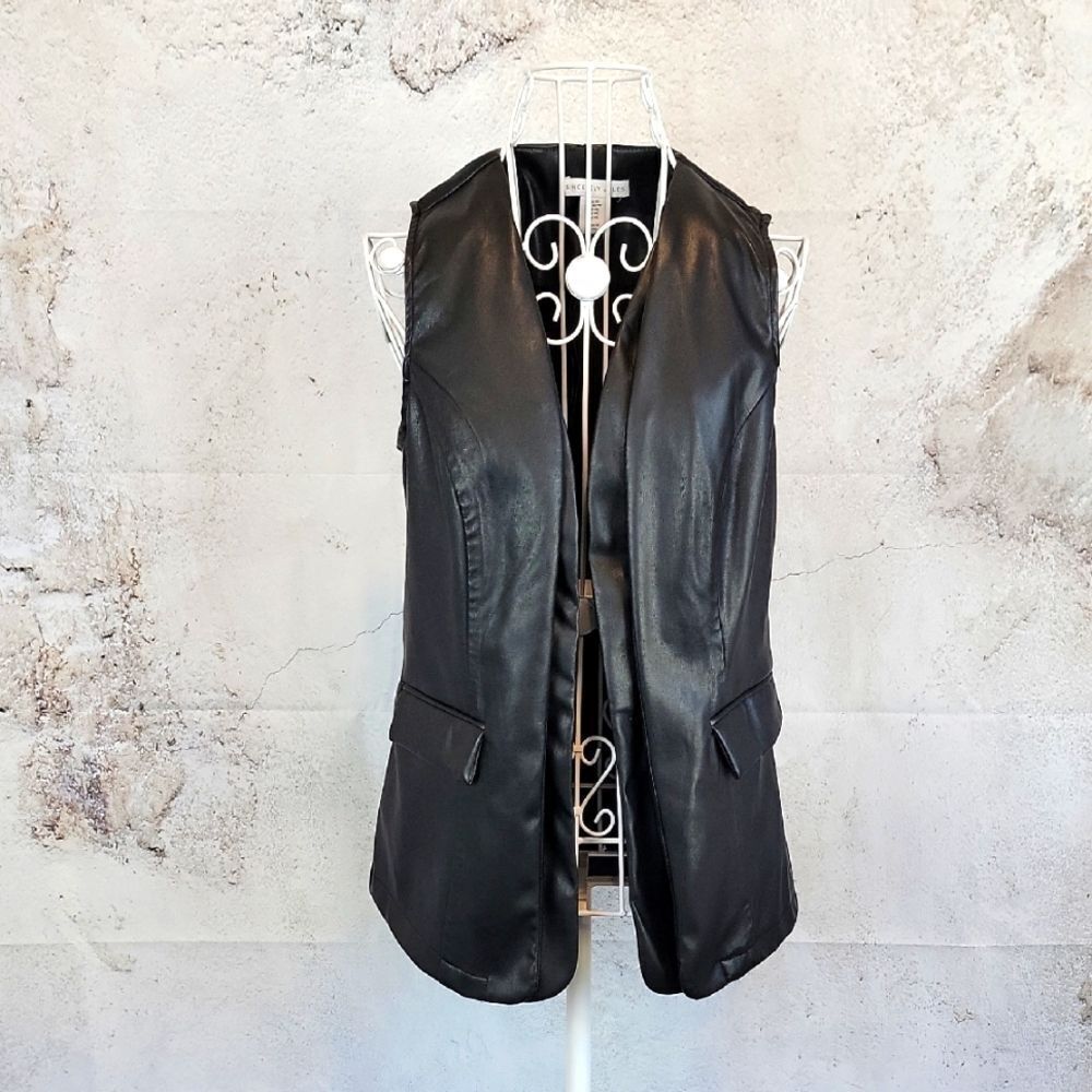 Sincerely Jules Black Vegan Leather Vest Womens Size XS